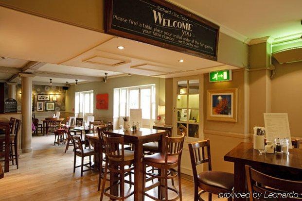 Sun Hotel By Greene King Inns Hitchin Restaurant photo